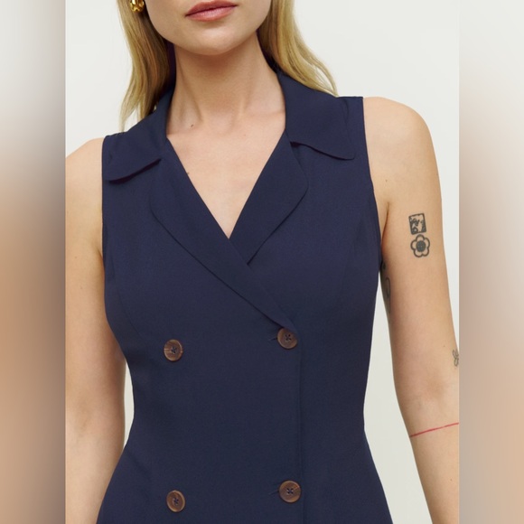 Reformation Leith Dress size 4 - Picture 4 of 4